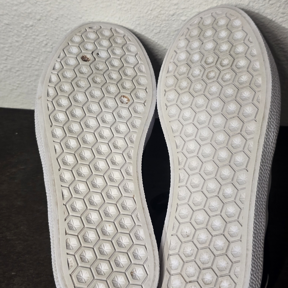Adidas Men's Black Sneakers - Picture 5 of 5